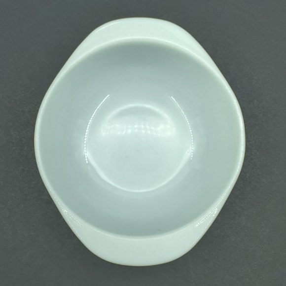 Pyrex Opal White Milk Glass 022 1 Liter 1 Quart Casserole Dish Mixing Bowl - Picture 6 of 8